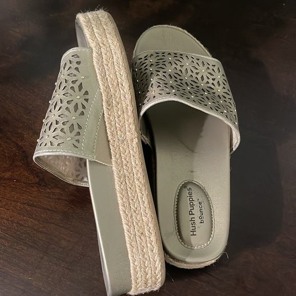 Hush Puppies Women's Lady Platform Slide Sandals size 6M Mushroom Gold Metallic - Picture 9 of 16